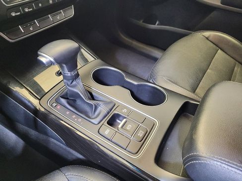 Used 2019 Kia Sorento EX FWD image 26