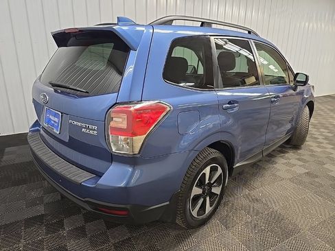 Used 2017 Subaru Forester 2.5i Premium w/ All-Weather Package AWD/4WD image 11