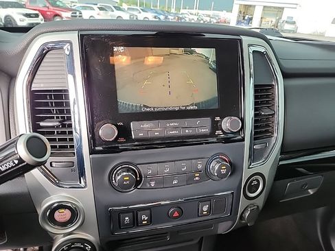 Used 2021 Nissan Titan SV w/ Accessory Utility Package AWD/4WD image 24