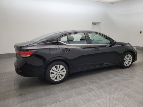 Used 2024 Nissan Sentra S image 10