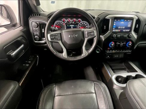 Used 2020 Chevrolet Silverado 1500 LT Trail Boss image 17