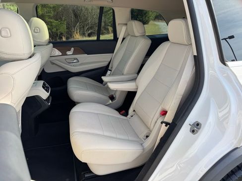 Used 2022 Mercedes-Benz GLS 450 4MATIC image 30