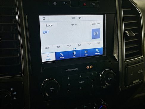 Used 2022 Ford F350 XLT w/ XLT Premium Package image 17