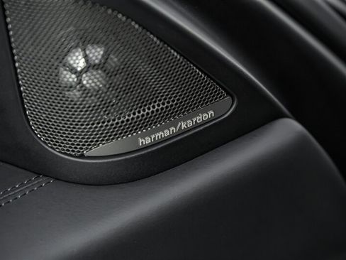 Used 2018 BMW M3 RWD image 14