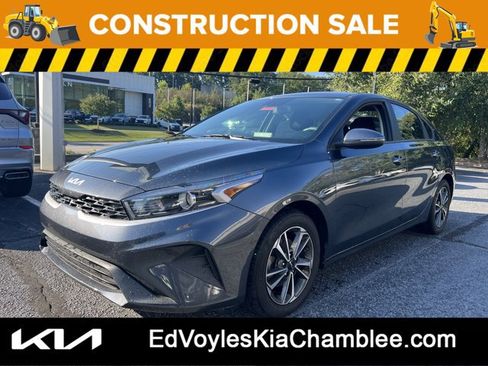 Used 2024 Kia Forte LXS w/ LXS Technology Package FWD image 1