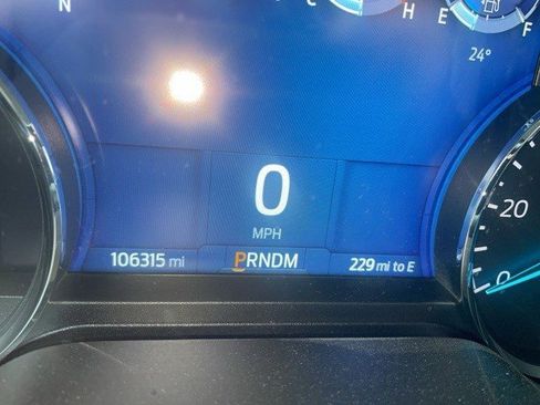 Used 2022 Ford F150 XLT w/ Equipment Group 301A Mid image 16