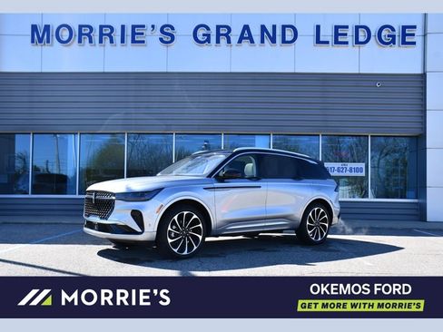 Used 2024 Lincoln Nautilus Black Label AWD/4WD image 1