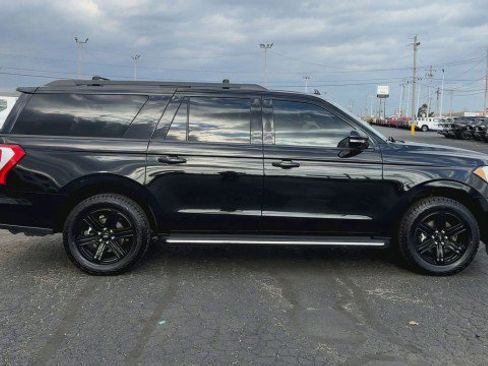 Used 2021 Ford Expedition Max XLT image 9