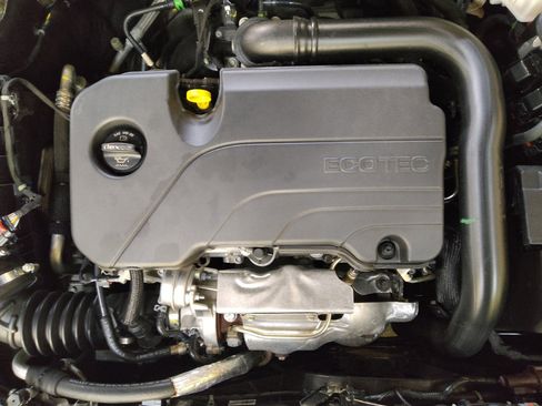 Used 2023 Chevrolet Malibu LT FWD image 30