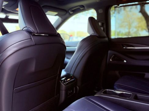 Certified 2026 INFINITI QX60 Sport w/ Dark Cargo Package AWD/4WD image 31