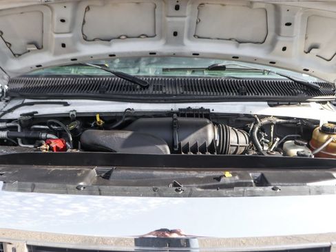 Used 2016 Ford E-450 and Econoline 450 Super Duty w/ Power Windows & Locks Group RWD image 14