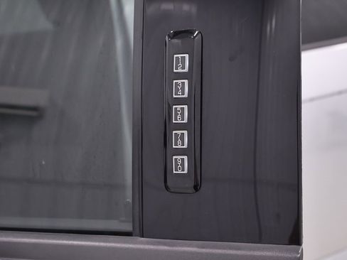 Used 2021 Ford F350 Lariat w/ Lariat Ultimate Package image 36