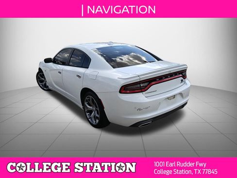Used 2016 Dodge Charger SXT w/ Plus Group RWD image 4