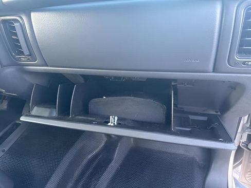 Used 2007 GMC Sierra 2500 SLE w/ Heavy-Duty Power Package image 30