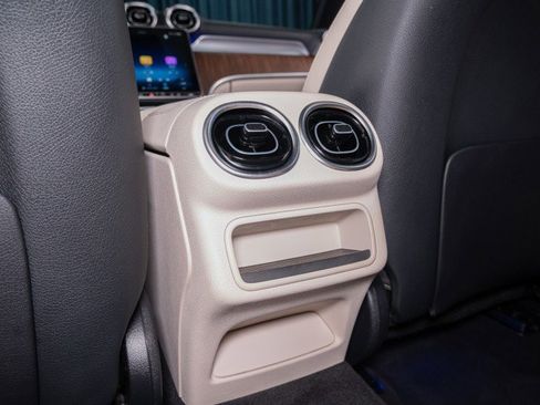 Certified 2026 Mercedes-Benz GLC 300 4MATIC image 21