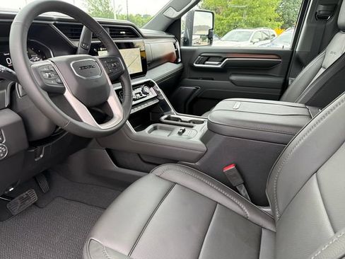 New 2026 GMC Sierra 2500 Denali w/ Denali Reserve Package AWD/4WD image 18