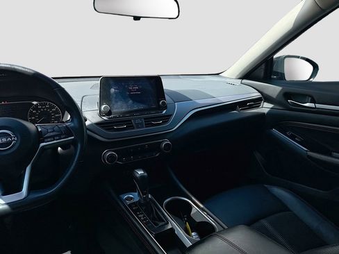 Used 2023 Nissan Altima 2.5 SR image 18