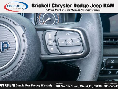 Used 2025 Jeep Gladiator Sport AWD/4WD image 28