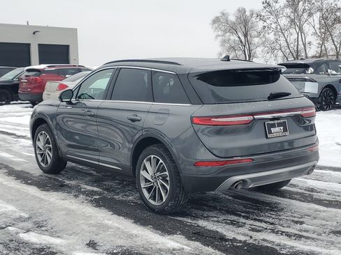 New 2026 Lincoln Corsair Premiere image 3