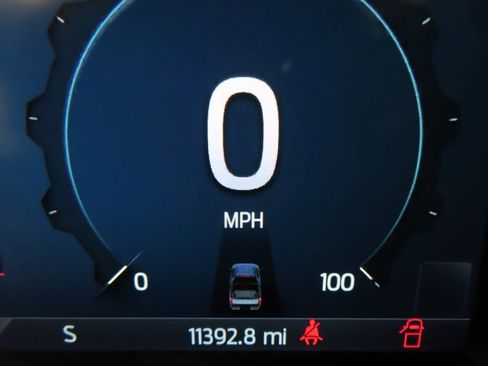 Used 2024 Ford F250 Platinum image 12