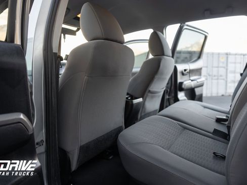 Used 2016 Toyota Tacoma SR5 w/ Towing Package image 22