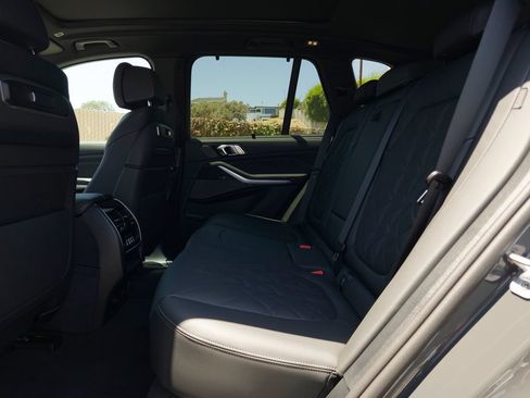 New 2026 BMW X5 M60i AWD/4WD image 9