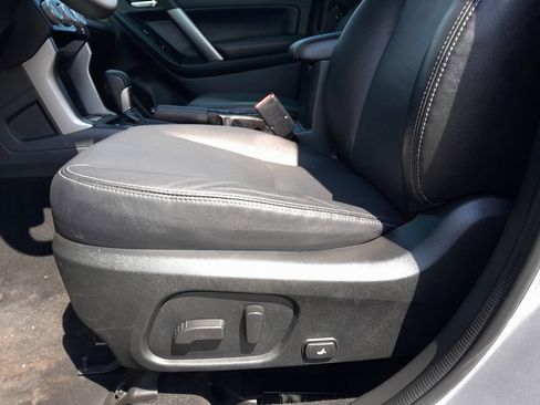 Used 2016 Subaru Forester 2.0XT Touring AWD/4WD image 13