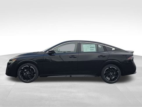 New 2026 Nissan Sentra SR w/ SR Premium Package FWD image 2