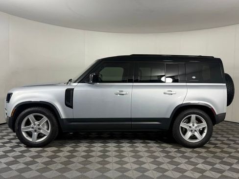 Used 2022 Land Rover Defender 110 SE image 3