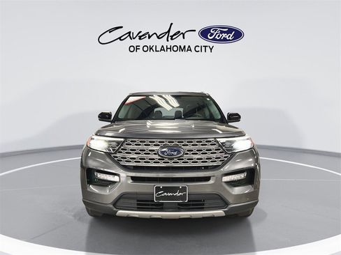 Used 2022 Ford Explorer Limited w/ Limited Technology Package image 3