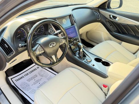 Used 2014 INFINITI Q50 AWD w/ Moonroof Package image 11