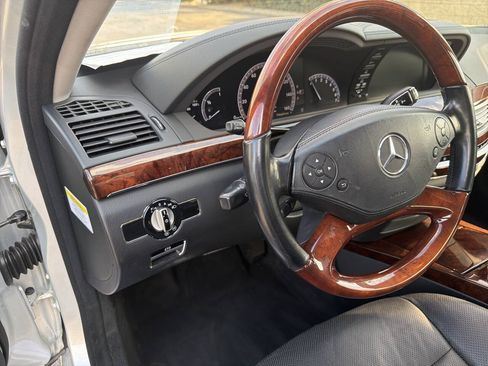 Used 2012 Mercedes-Benz S 550 image 12