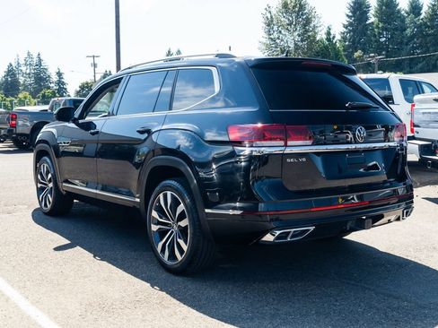 Used 2023 Volkswagen Atlas SEL Premium AWD/4WD image 4