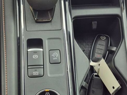 Used 2024 Nissan Pathfinder Rock Creek AWD/4WD image 23