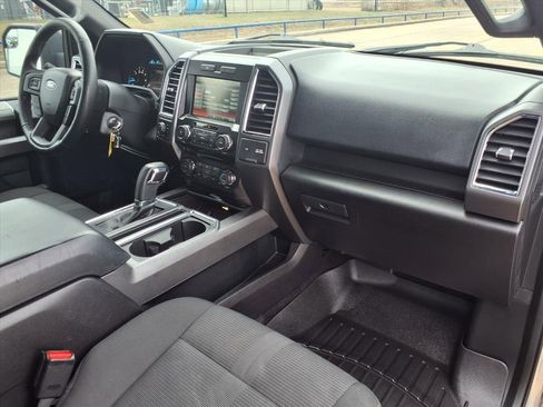 Used 2015 Ford F150 XLT w/ Equipment Group 302A Luxury image 29