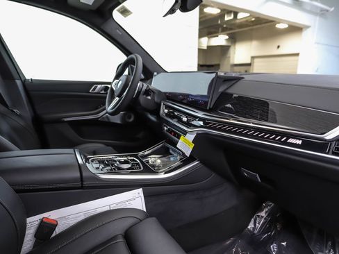 New 2026 BMW X5 M60i image 29