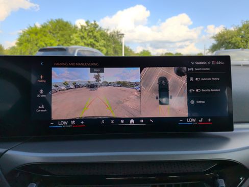 Certified 2025 BMW 230i Coupe RWD image 17