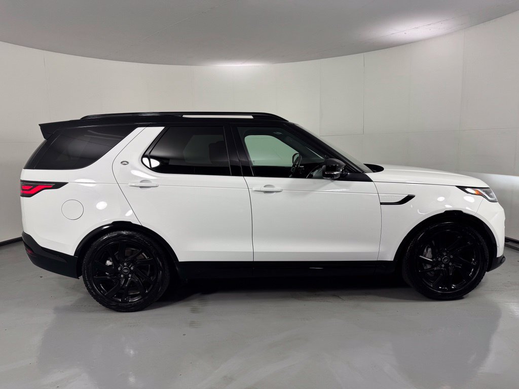 Used 2023 Land Rover Discovery S R-Dynamic AWD/4WD image 4