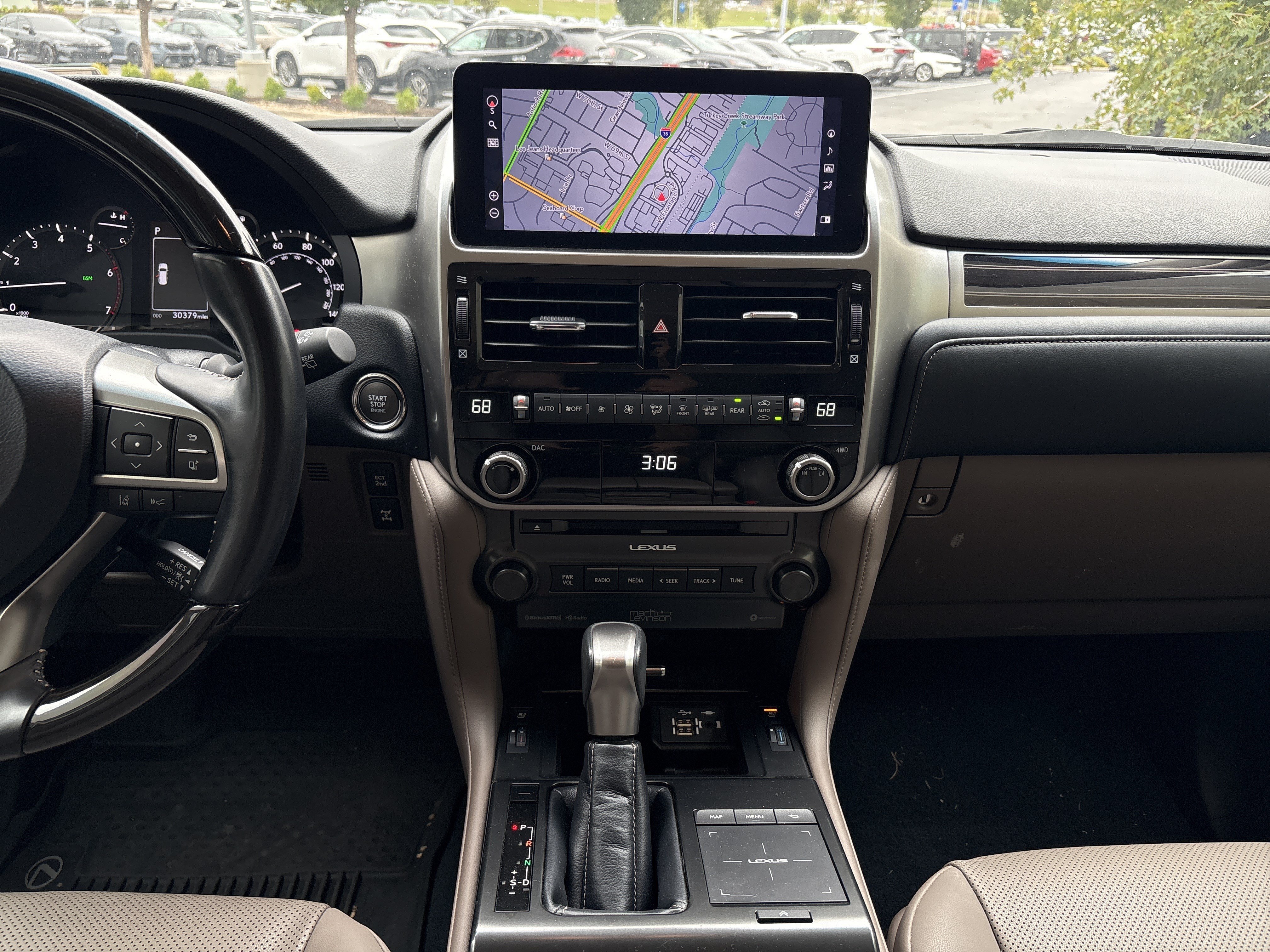 Used 2023 Lexus GX 460 Premium AWD/4WD image 30