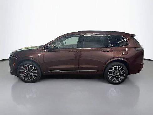 Used 2022 Cadillac XT6 Sport w/ Technology Package AWD/4WD image 6