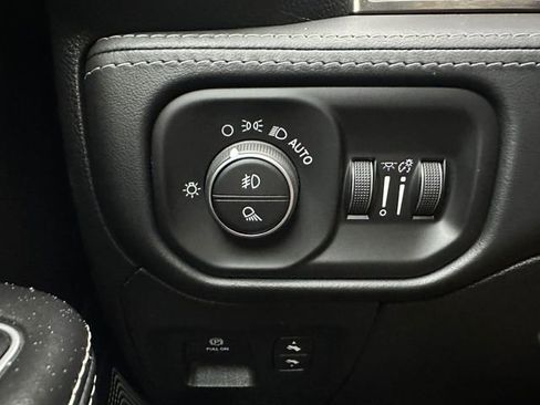 Used 2021 RAM 1500 Limited image 14