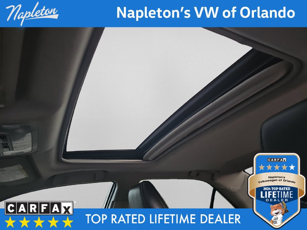 Used 2012 Toyota Camry SE FWD image 13