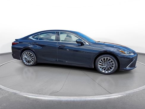 Used 2024 Lexus ES 350 w/ Accessory Package (Z1) FWD image 9