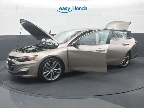 Used 2022 Chevrolet Malibu LT image 38