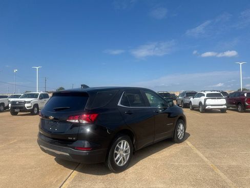 Used 2023 Chevrolet Equinox LT AWD/4WD image 21