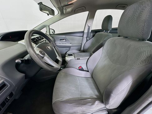 Used 2013 Toyota Prius V Two image 13