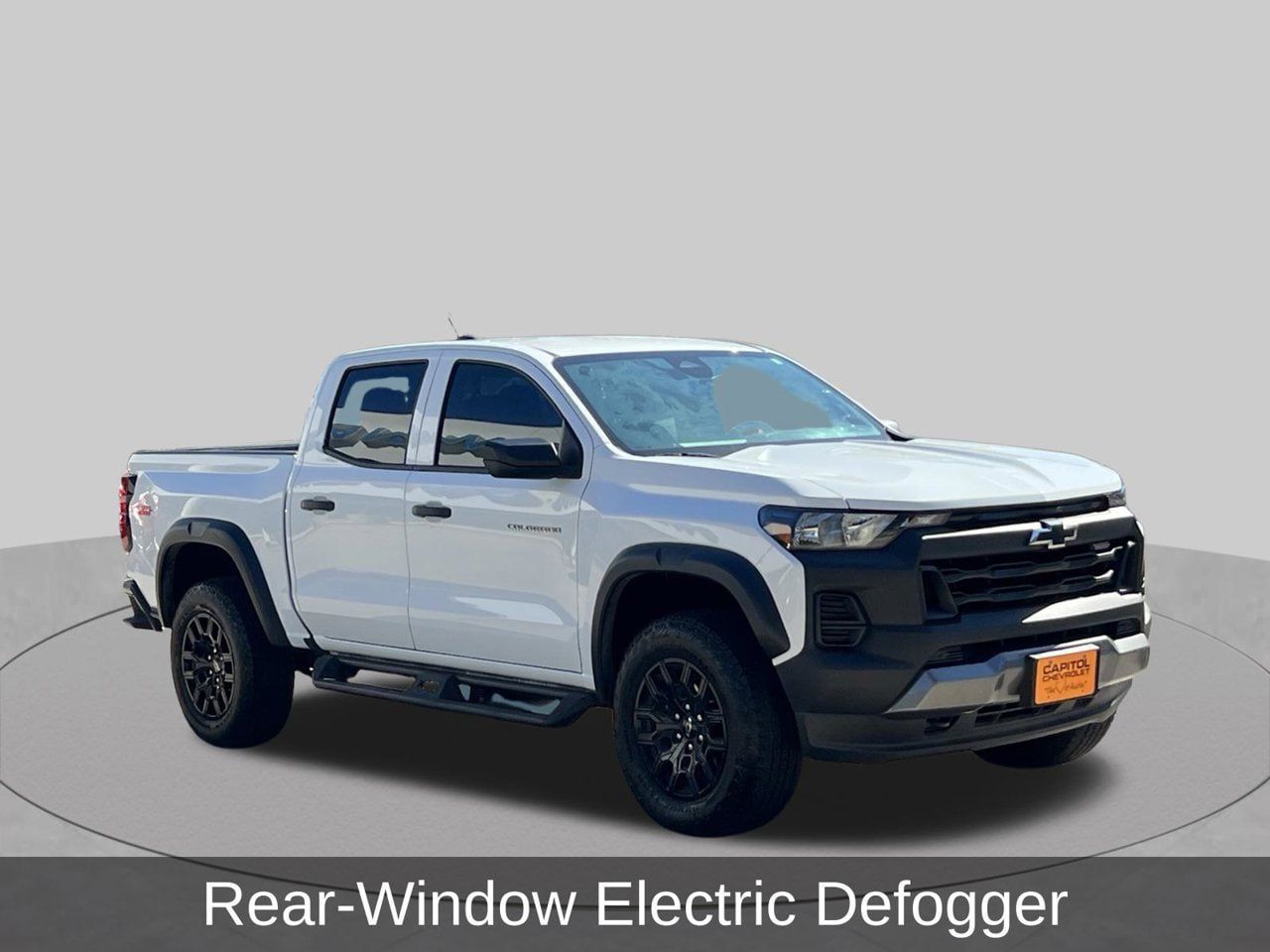 Used 2024 Chevrolet Colorado Trail Boss w/ Advanced Trailering Package AWD/4WD image 7
