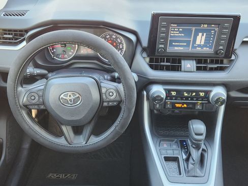 Used 2019 Toyota RAV4 XLE image 32