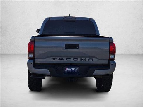 Used 2019 Toyota Tacoma TRD Off-Road w/ Technology Package image 6