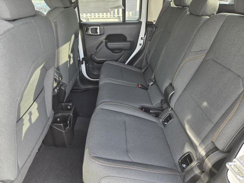 New 2026 Jeep Gladiator Sport image 28